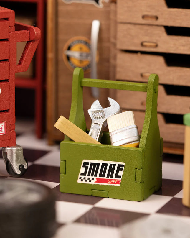 DIY Garage Workshop Miniature House