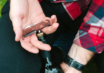 7-Tool Engraved Pocket Knife