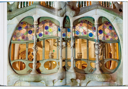 Gaudí. The Complete Works 40th Edition