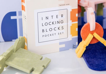 Interlocking Blocks Pocket Set