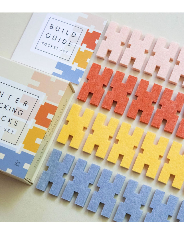 Interlocking Blocks Pocket Set